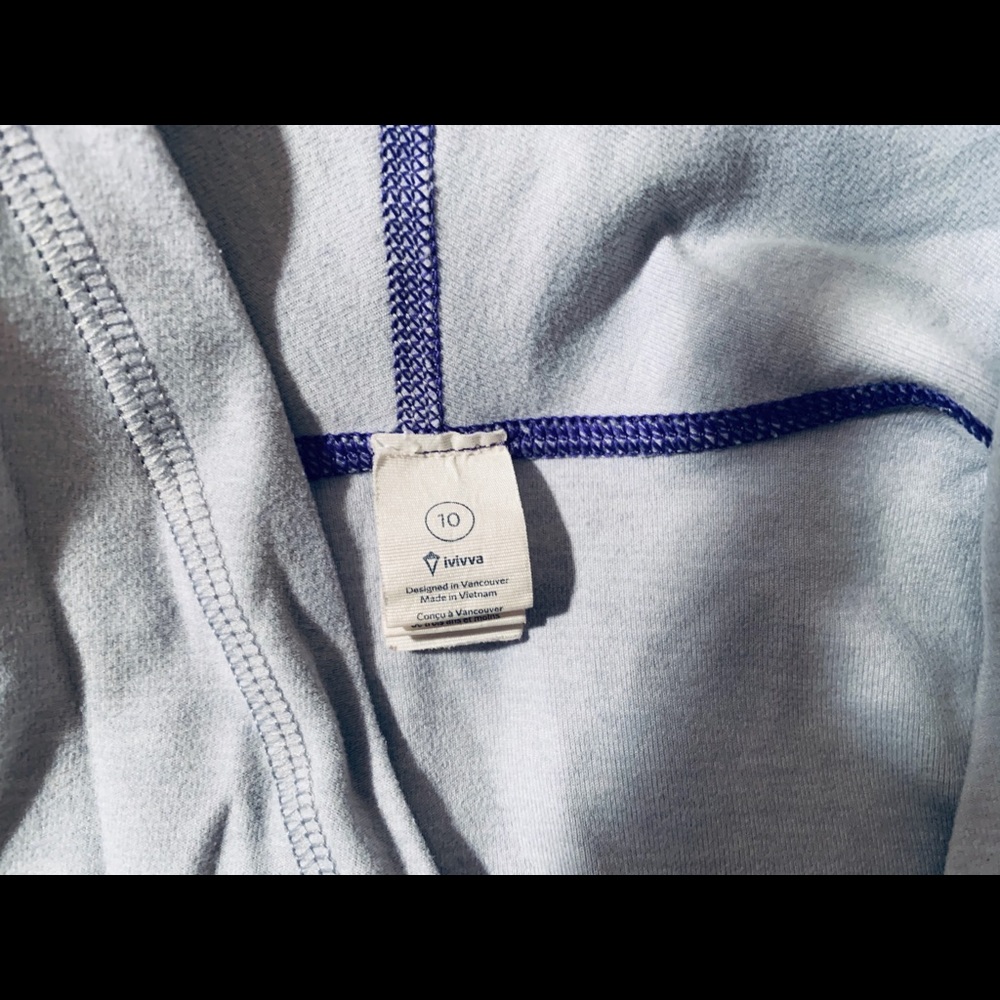 Lululemon- ivivva Light Wright Wrap Gray Size 10